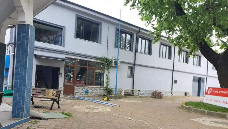 Tabela Asarken 3 Metreden Düşen Çalışanın Şok Edici Görüntüsü!