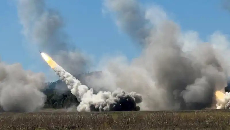 Avustralya'nın En Büyük Askeri Tatbikatında HIMARS İlk Kez Kullanıldı