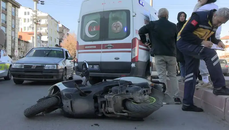 Tavşanlı'da Feci Trafik Kazası: İki Kişi Yaralandı, Olayın Ayrıntıları Şaşırttı