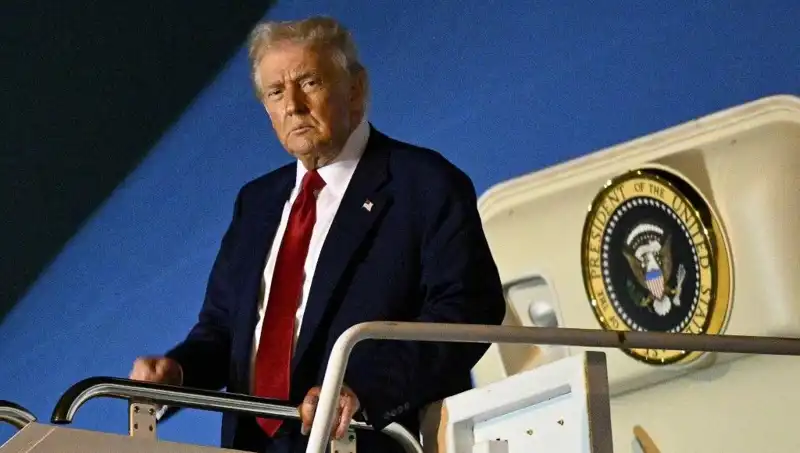 Trump, Lahey NATO Zirvesi'nde Stratejik Açılımlar Yapacak