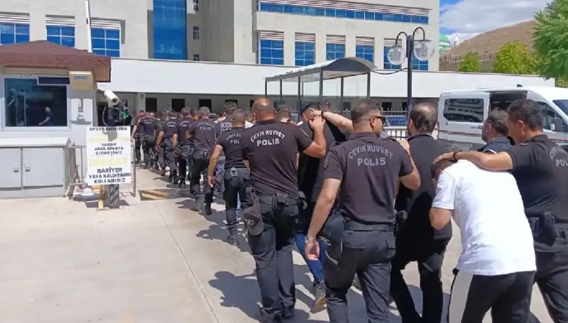 Ankara'da Tehditkar Haraç Çetesine Büyük Operasyon: Avukatların Rolü!
