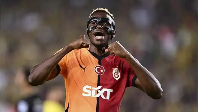 Osimhen'in Menajeri Açıkladı: Galatasaray'da Kalma İhtimali Ne?