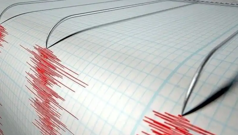 Bozcaada'da Yaşanan 3.9 Büyüklüğündeki Deprem, Vatandaşları Sarsıyor