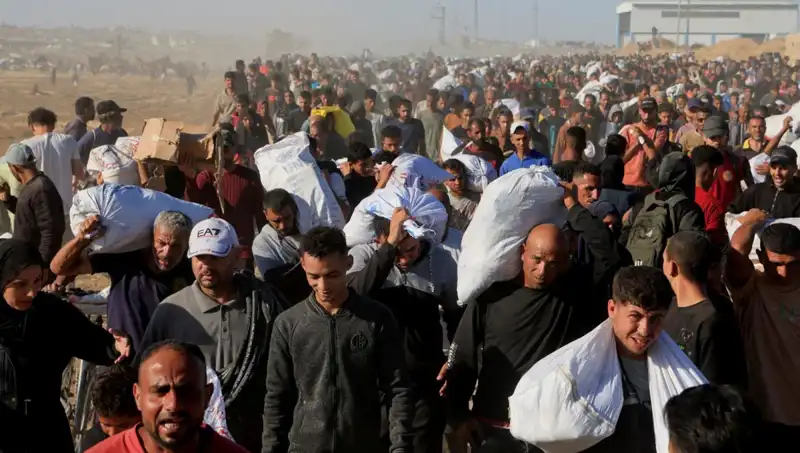 İsrail Ordusu, Han Yunus’a Süreçli Kuşatma Başlattı: 15 Kilometrelik Koridor Açıldı